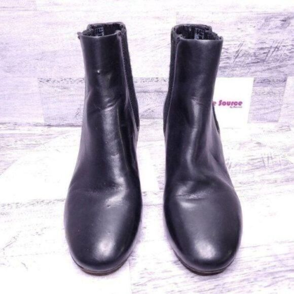 Clarks Heeled Block Heel Pull on Chelsea Leather Ankle Boot Black Women's sz 7.5 - Picture 9 of 9